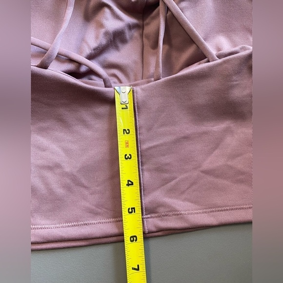 Old Navy Strappy Longline Sports Bra, Light Support, PowerPress, Dusty Rose NWT - Picture 12 of 12